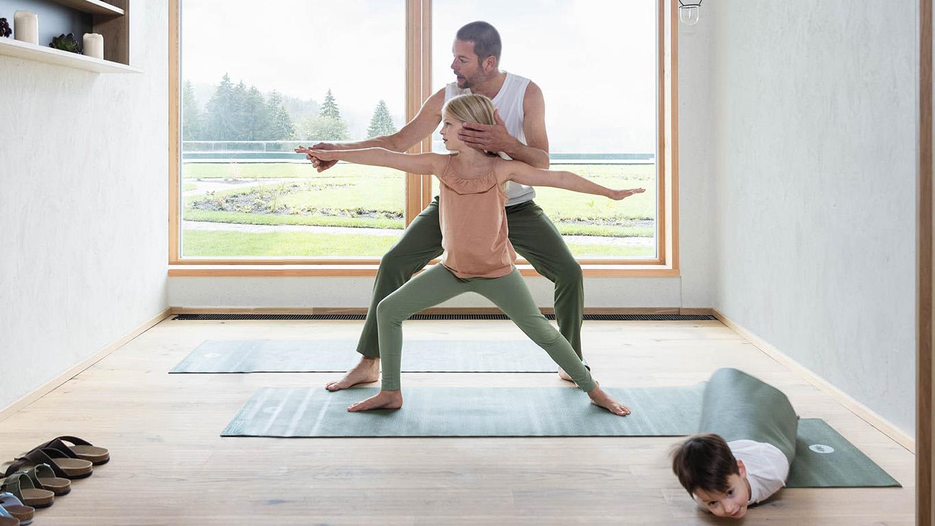 Kinder sind die besten Yogis